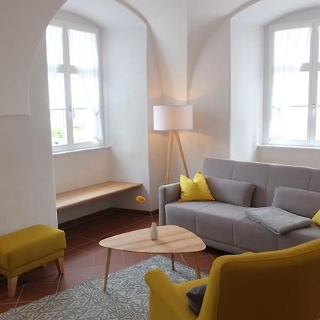 60Qm Wohnung Naabtal Im Historischen Pfarrhaus Pielenhofen Buitenkant foto