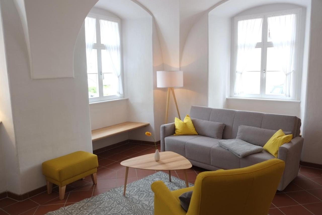 60Qm Wohnung Naabtal Im Historischen Pfarrhaus Pielenhofen Buitenkant foto